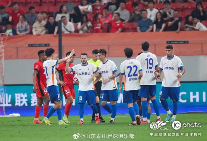 欧博官网登录入口 -关于朗斯客场与波尔多对抗，争取客场胜利的信息