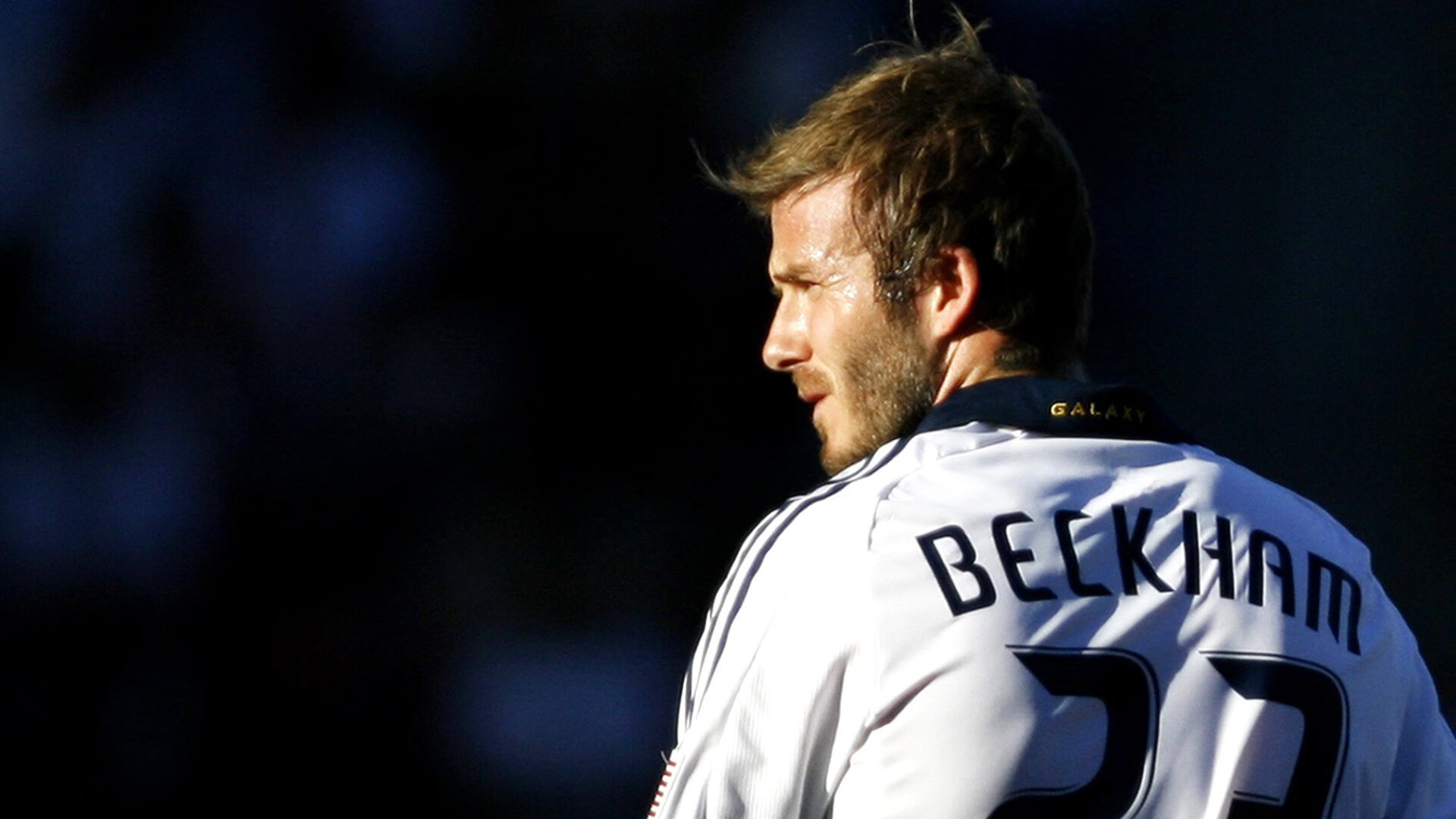 欧博ABG登录 -蒂姆回归赛场，惊险取胜首场状态亮眼，巴塞罗那观众沸腾！